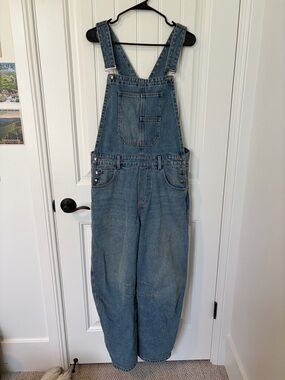 Listicle Women’s Barrel Leg Overalls